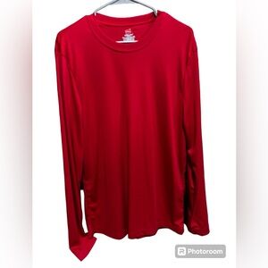 ❄️4 for $10❄️ Hanes Cool Dri size Medium long sleeve shirt